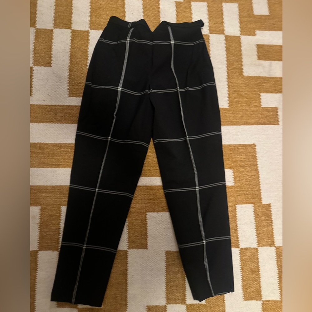 Peter Nygard black white striped Trousers